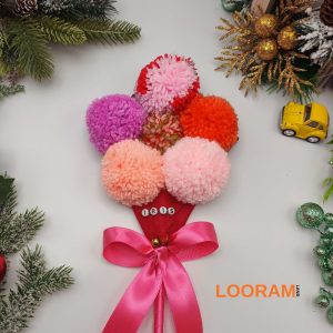 Sorcova vesela handmade cu ciucuri clopotei si nume - pe comanda(1)
