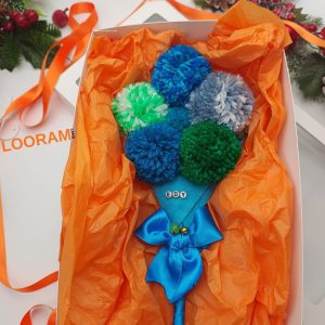 Sorcova vesela handmade cu ciucuri clopotei si nume - pe comanda(4)