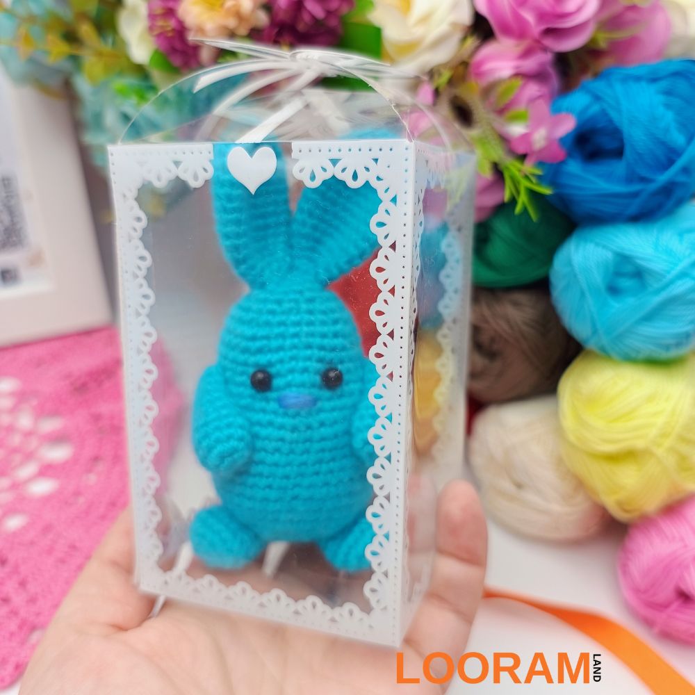 Iepuraș jucărie croșetată mini decorațiune 10 cm