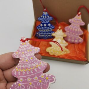 Set 4 brazi ornamente pentru brad modelate si pictate manual